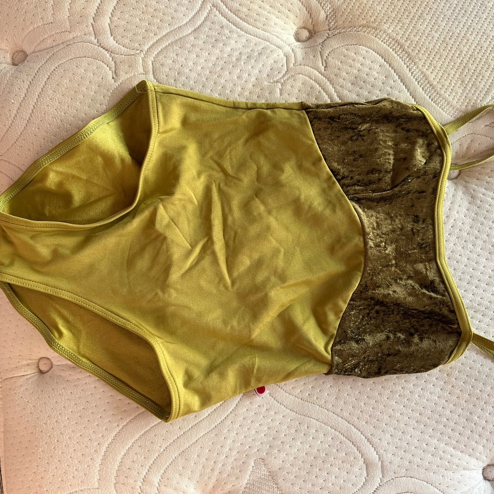Yumiko Olive Green Leotard